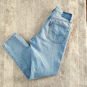 Aritzia x Levi’s 501 Skinny Jean